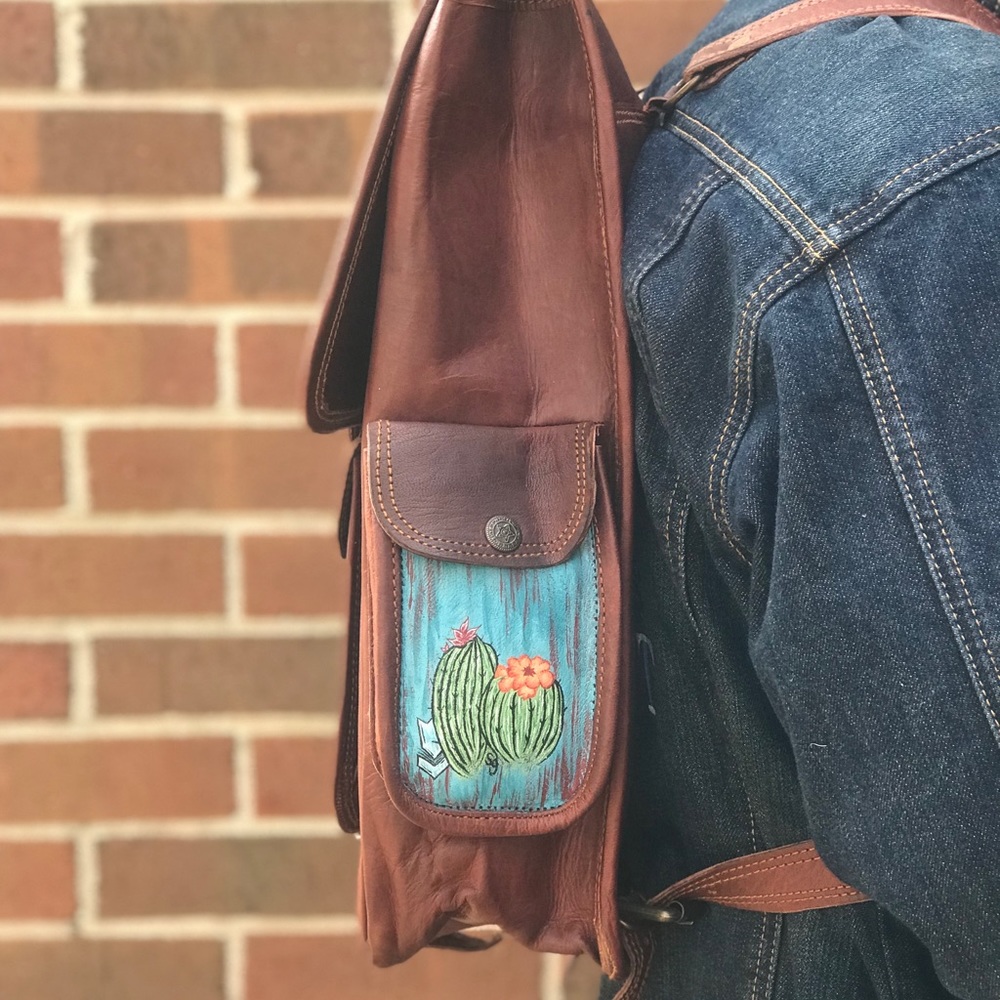 Backpack - Picture 3 of 3